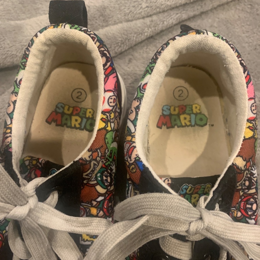 Super Mario sneakers kids size 2 - Picture 4 of 6
